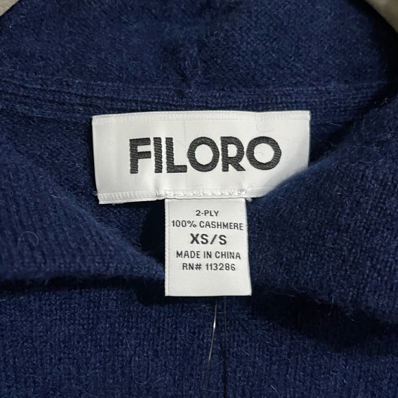 FILORO | NWT! 2 Ply Navy Cashmere Hooded Oversized Pullover Size: XS/S - Picture 2 of 6
